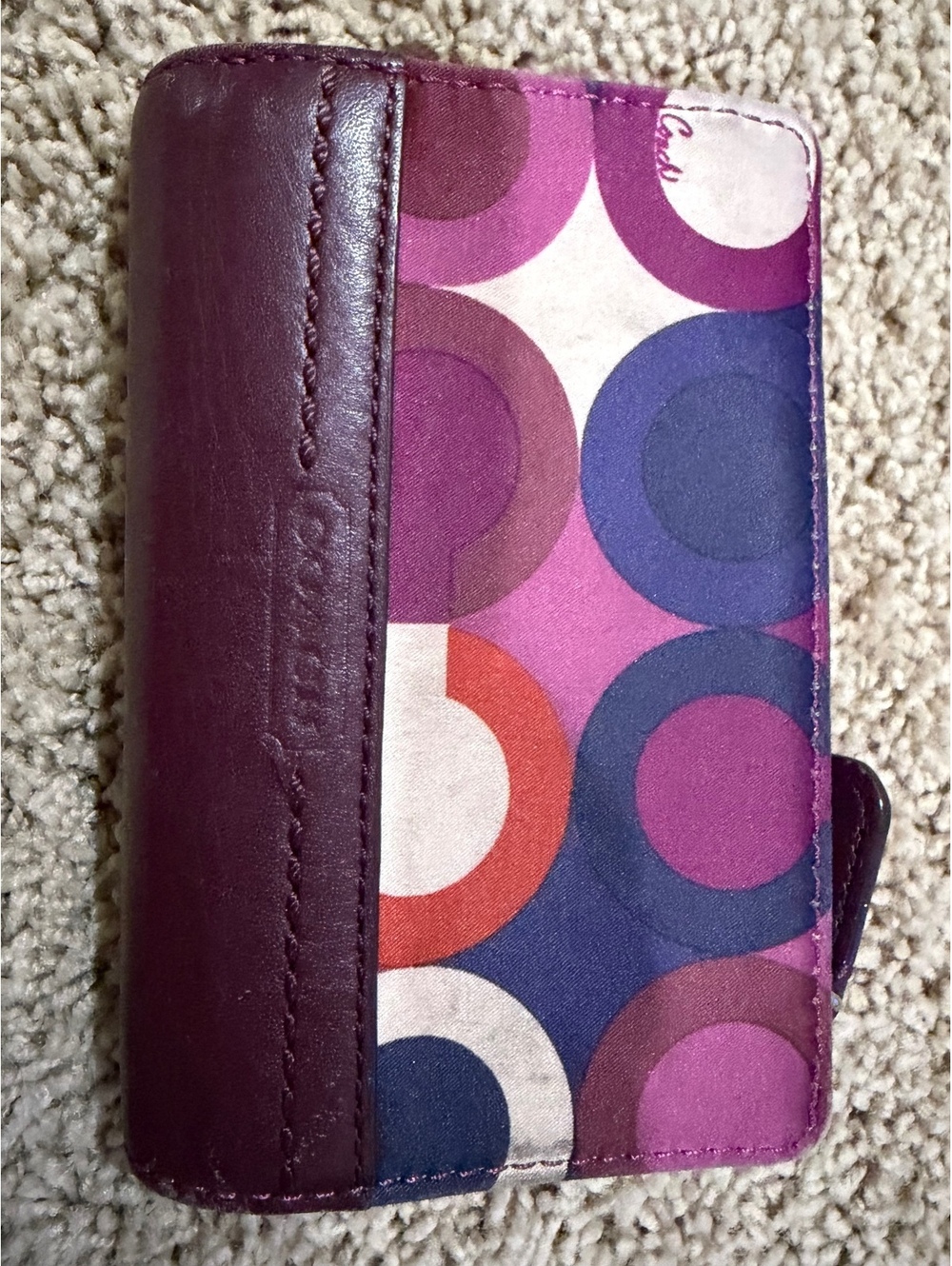 Coach Vintage Park Optic C Geometric Print Bordeaux Y2K Bifold Wallet French Zip